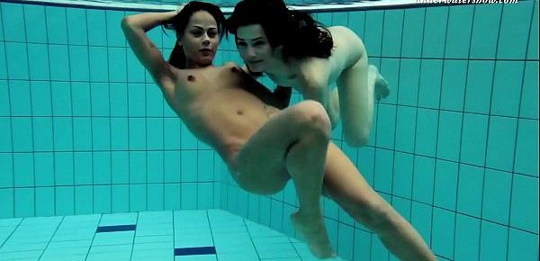  Nina and Zlata Oduvanchik underwater lesbians